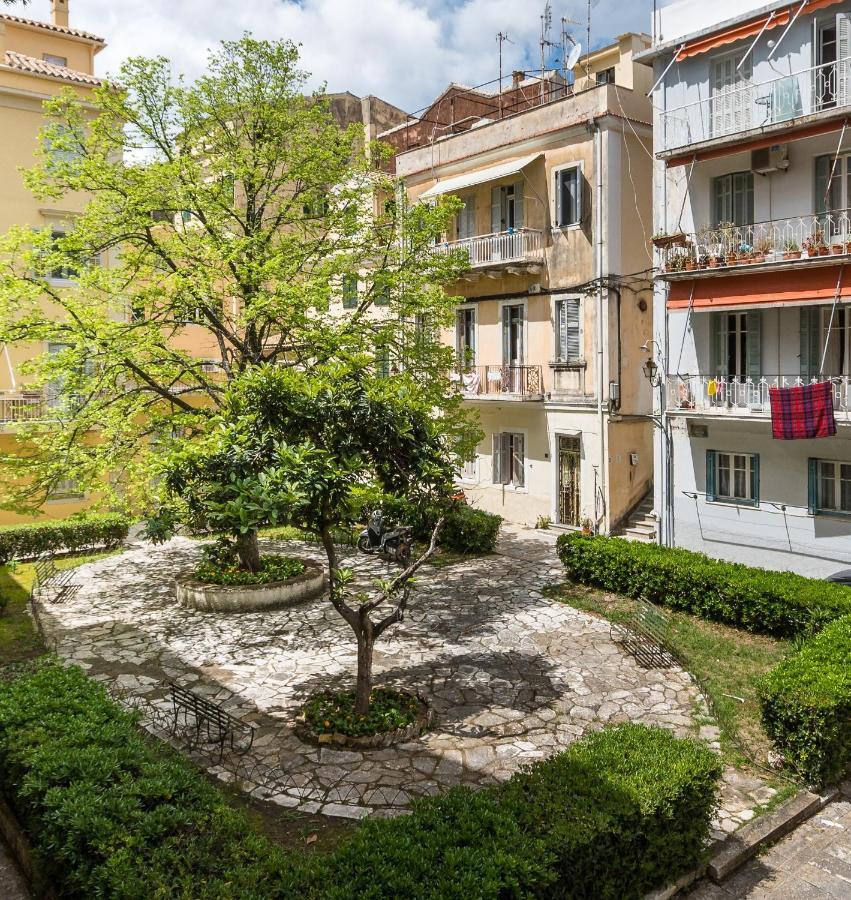 Lorenzo Mavili Apartament *